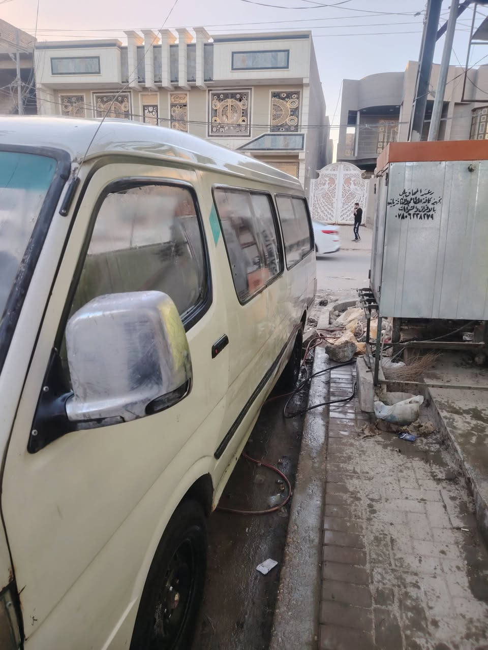 فوتون موصليه ٢٠١٤ بأسم مواطن ماعليها اشارت حجز
مكينه خيط بخار

كير واكسن خير من الله حداديه نص عمر كهربائيات كلها شغلاته تخم تاير ماعده واحد تعبان

بيها مازدتها مكسوره وشلتها

السعر ٢٥ وبيها مجال

الديوانيه ***********
