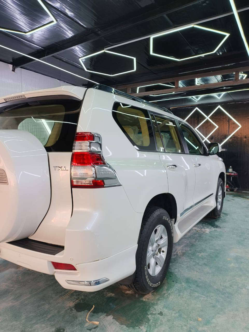 برادو 2015 SAS
كفاله عامه  
ماشي ١٤٨ الف 
سبير منازل 
فتحه 
بصمه 
لايت منضومه سعره ٥٠٠ دولار شاده 
تخم تاير جديد مصار ٢٠ يوم من بدلنا 
صدر شركه 
محرك كفاله ما مفتوح 
السياره بيه رصعات خفيفه بل بنيد خفيفات 
شرط لاتبديل ولا صبغ ولا بارد 

سعره 33 الف قفل  ماكو هيج سعر بهيج موديل ومواصفات 
 مكاني بغداد التاجي 

 ***********  متوفر واتساب
