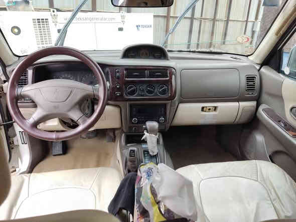 سلام عليكم..من رخصة الادمن
باجيرو ناتيفيا 2006

رقم بغداد شرط التحويل

الظرر فقط باب السائق..ماعدا الدعاميات..البلاستك

مكاني بغداد -الحبيبة

السعر عالخاص

***********
