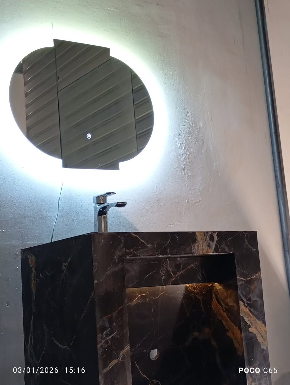 وفرنالكم مغاسل وضوء مودرن حسب الطلب والقياس واللون والديكور التريده
،***********
