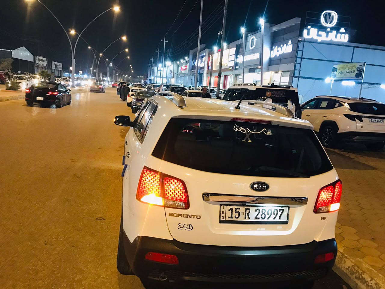 السلام عليكم ، مكلف بالنشر ،،،،سياره سورنتو للبيع موديل 13خليجي رقم انبار دولي ،تحويل مباشر  مكفوله كفاله عامه من صبغ او ضربه ،بيها فقط بارد بسيط مكينه 6 سلندر بلاديه 7راكب 3قطع تبريد تدفئه كله شغال  تحكمات استيرن تخم تاير ،اشاره مرايه شاشه كامره حساسات خلفيه بلادي تحويل مباشر    السعر 170 وبيه مجال بسيط ،مكانها الرمادي القريه العصريه ،،للإستفسار اتصال،، ***********
