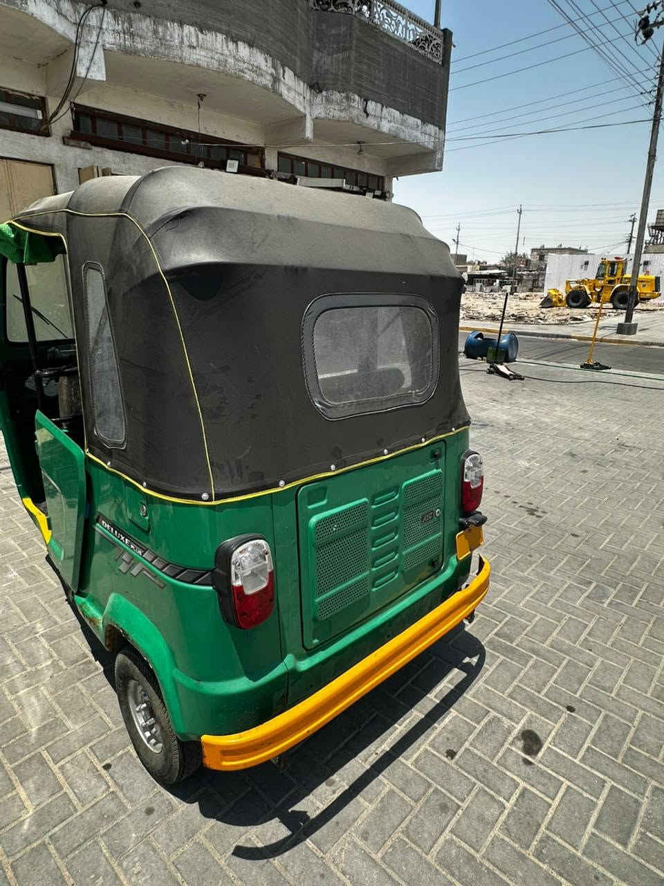 سلام عليكم مكلف بنشر تكتك للبيع مديل 22 كفاله بدي ومكينه رقم وسنويه السعر لاتصال علرقم ***********‬‏
