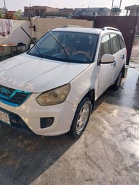 ٢٠١٣ • اوتوماتيك • كاميرا خلفيه