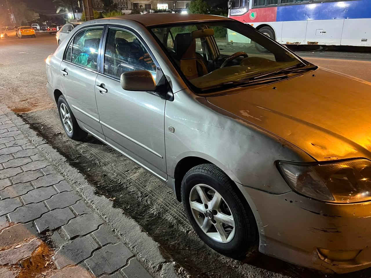كورلا بيكاتچو 2006 
نظيفه جداً
محرك 1600
مكفوله كفاله عامه
لا صبغ لا تبديل لا ضربه
بس بيهه شويه جراد مبين ب الصور
تبريد ثلج ( معروف تبريد الكورلا) 
تدفئه 
كل الكهربائيات شغاله
بغداد / حي اور
***********
السعر ٨٨
