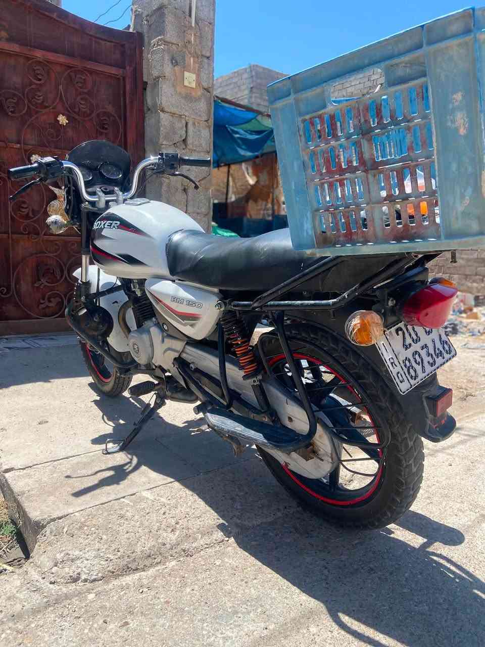 ديالى بعقوبه
السلام عليكم ورحمة الله دراجه بوكسر أنطيك رقم وسنويه موديل 2021فول  مرقم نصبته تخبل مال بيت موقع بعقوبه تقاطع الساده السعر1750 واحد وسبع ميه وخمسين لاستفسار ***********ملاحضه سباب البيع مستحقه تجفيت المكينه+جماعت الواحد وست ميه ابتعدو
