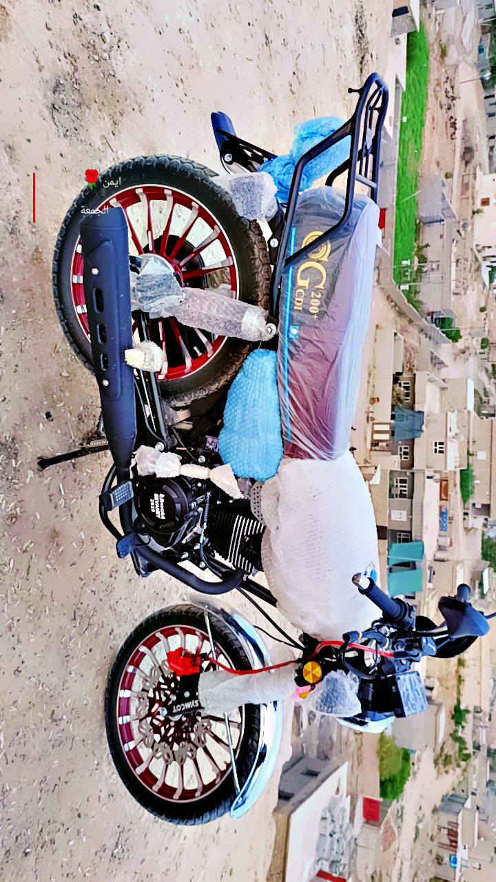 سلام عليكم 
ماطور سيفان للبيع موديل 2025 
ماطور نضيف صارلو 3 اشهر من نشد 
محرك 200 سيسي 
الستفسار *********** واتساب
