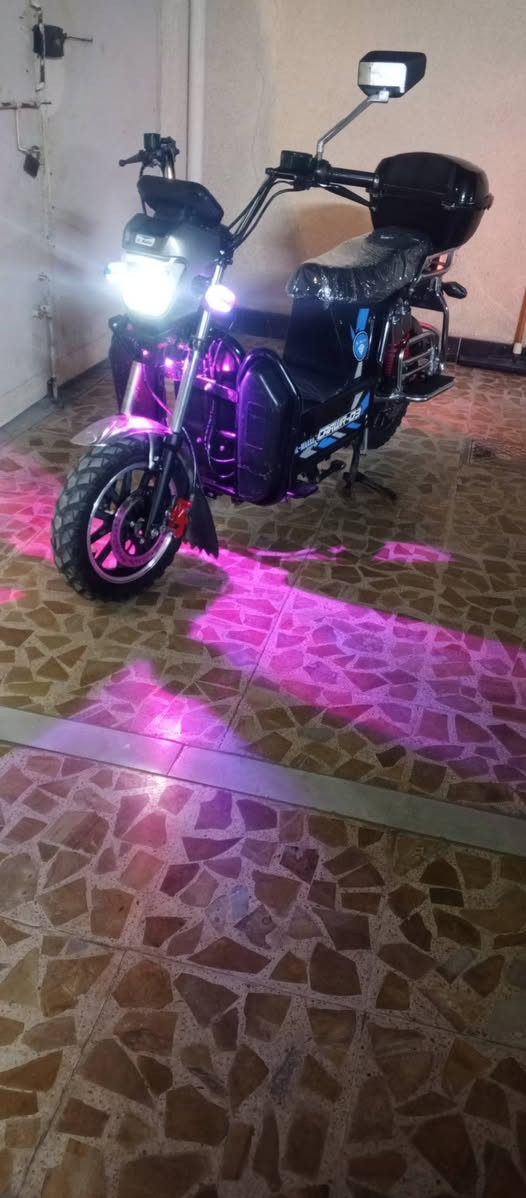 سلام عليكم موطور شحن للبيع السعر 450  وبي مجال  بطاريات عل فحص مكان فلوجه شهداء استفسار رقم  الهاتف ***********  ***********
