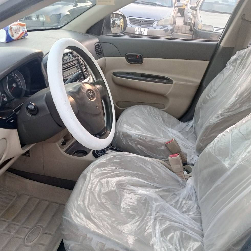 ‏‪***********‬‏ مكلف بنشر الشراي يتصل عل رقم سلام عليكم هونداي اكسنت 2011 رقم اربيل مكفوله من صبغ وتبديل  بيه شويه بارد بل بنيد 
محرك ١٦٠٠ اصل سياره جاهزه من كلشي
مكاني كوفه 
السعر ١٠٥ وبيه مجال النجف, العراق
