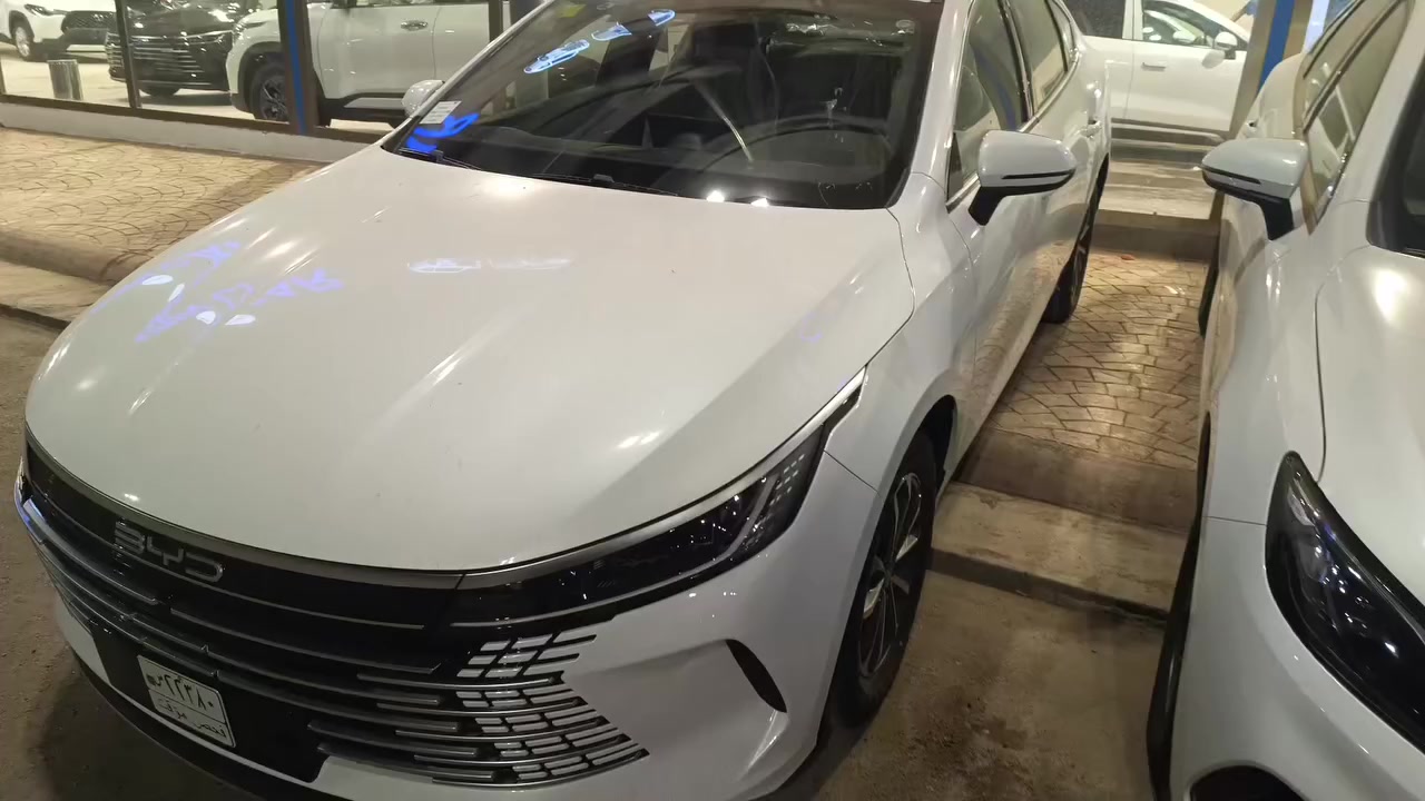 اتصل وشنو تريد موجود هذا رقمي *********** 
0784923766
موجود السيل 5 زيرو مرقم باسمي سعرها 19 مليون
الجن بلاص مرقم باسمي بغداد 18800
الدستروير مرقم بغداد 20 مليون 
مكاني حي اور اتصل وتدلل اخوكم سيد نعمه البطاطا
