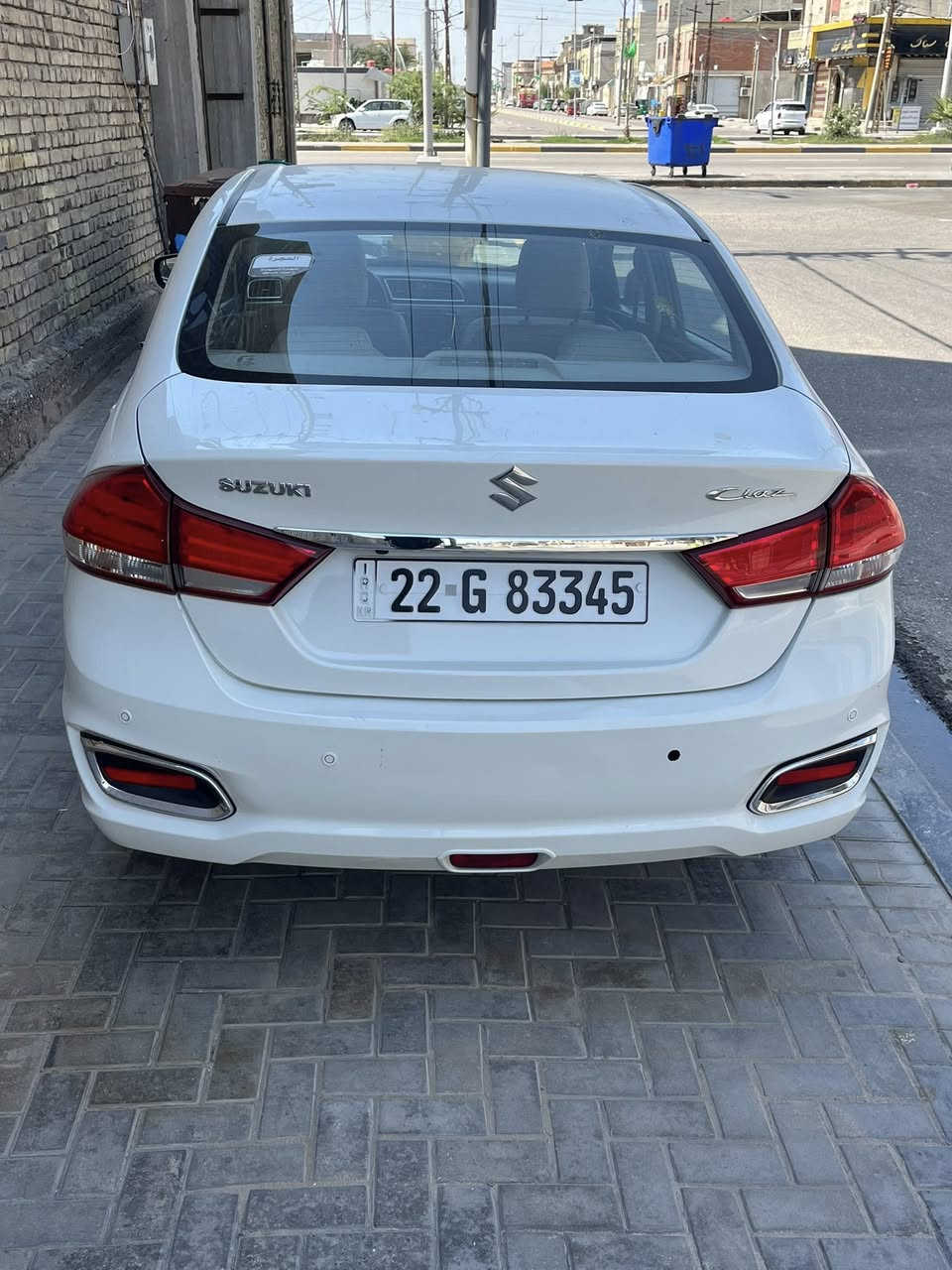 سيارة سوزوكي سياز موديل 2023 سنوية بسمي رقم اربيل غير مطلوبة تحويل مباشر  ماشية 92000 الف .
مواصفات السيارة معروفة  بيها طخه بسيطة بالباب موجودة بالصور ايضا .
السيارة نضيفه جدا  ….. 
مكاني البصرة القبلة 
سعر السيارة 135وبيه مجال
***********
