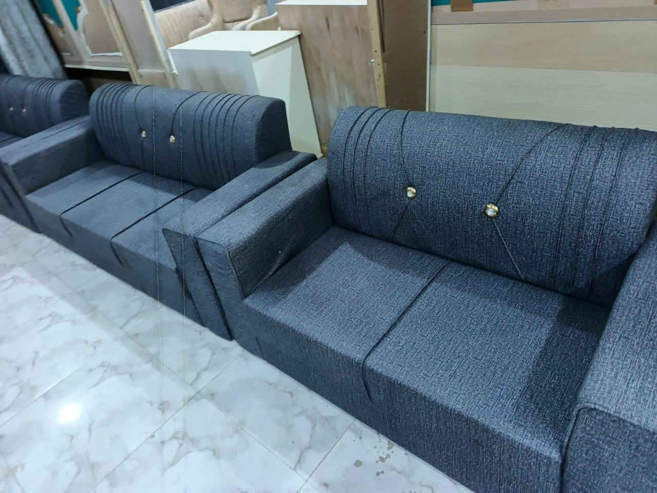 ديوان ١١ مقعد
تخم عشر مقاعد
جديد تسكام ليس سوكي
المكان الرفاعي يم افران النجفي
***********
***********
واتساب
