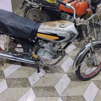 دراجه للبيع اوراقه ضايعه رقم الولد مكلف بل نشر 07865166636