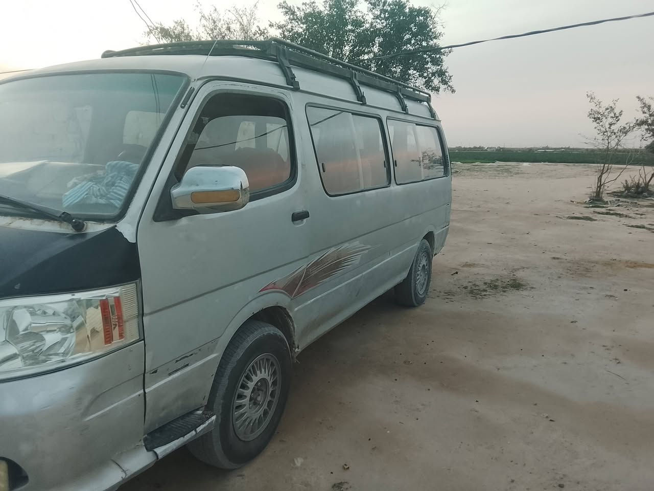 سلام عليكم سياره فتون 2010 سنويه الى 2027 رقم كربلاء  لا يوجد خاص  ***********
