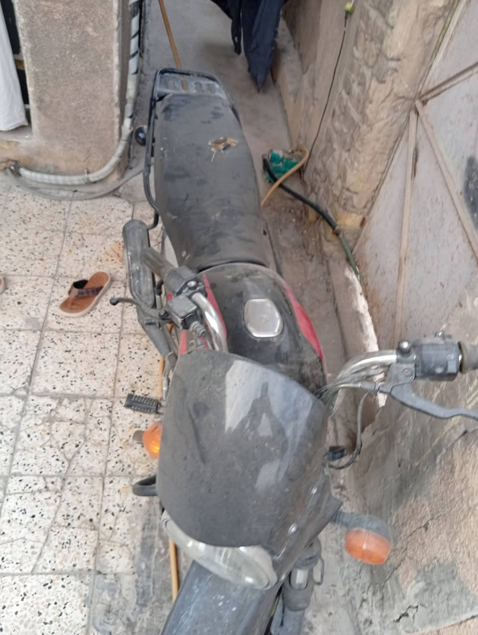 بوكسر مديل 21 شغاله ابيع كوم حديد لا اوراق ولا شي قيم وخذ
‏‪ 0773 410 7535‬‏
