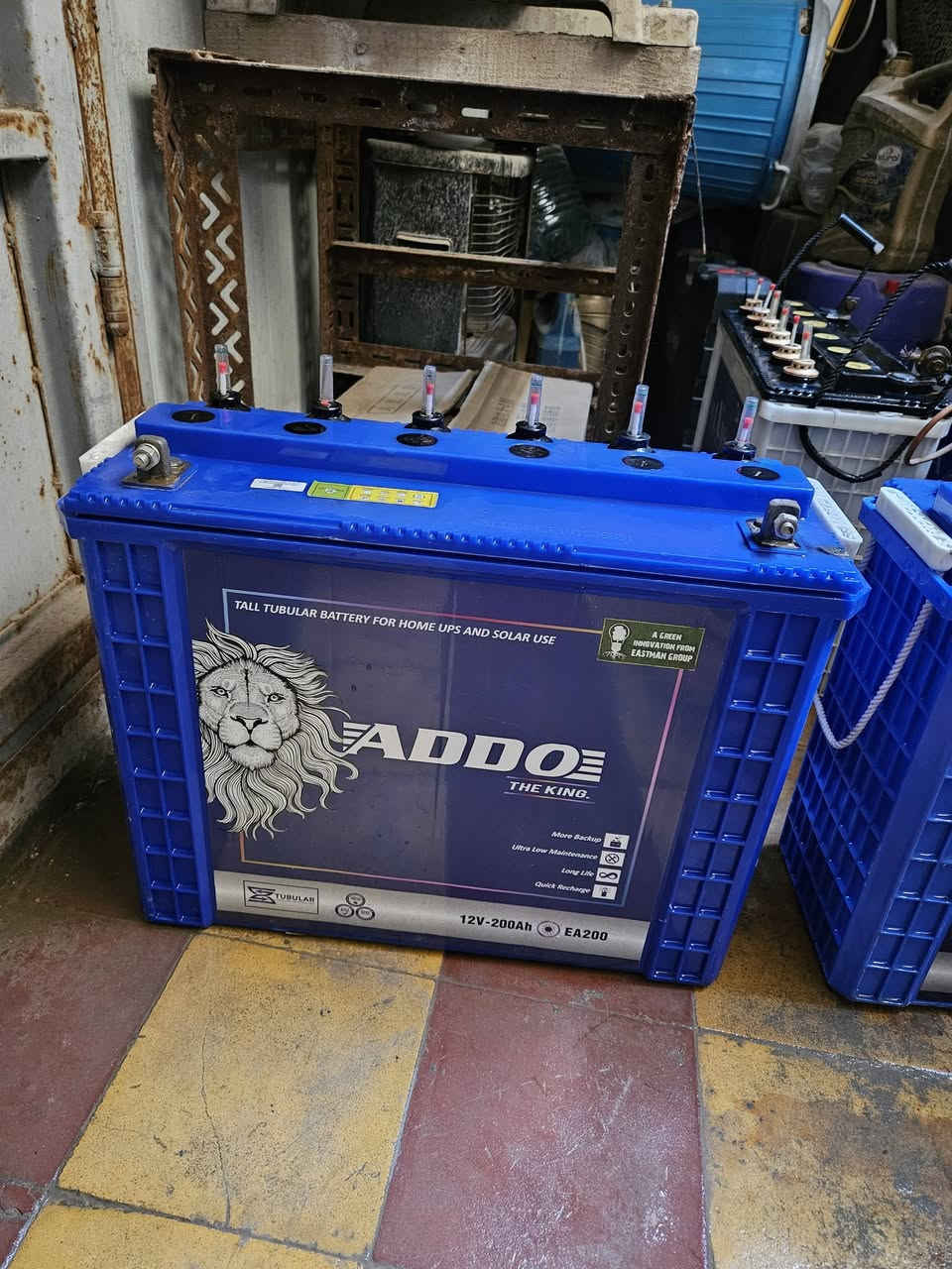 اسلام عليكم
اربع بطاريات  للبيع سعر البطارية ١٠٠ الف  كولهن شغالات  ومفحوصات  البطارية 🔋 ١٢ فولت. ٢٠٠ انبير  
علوان بغداد  الوشاش 
هاتف ***********
