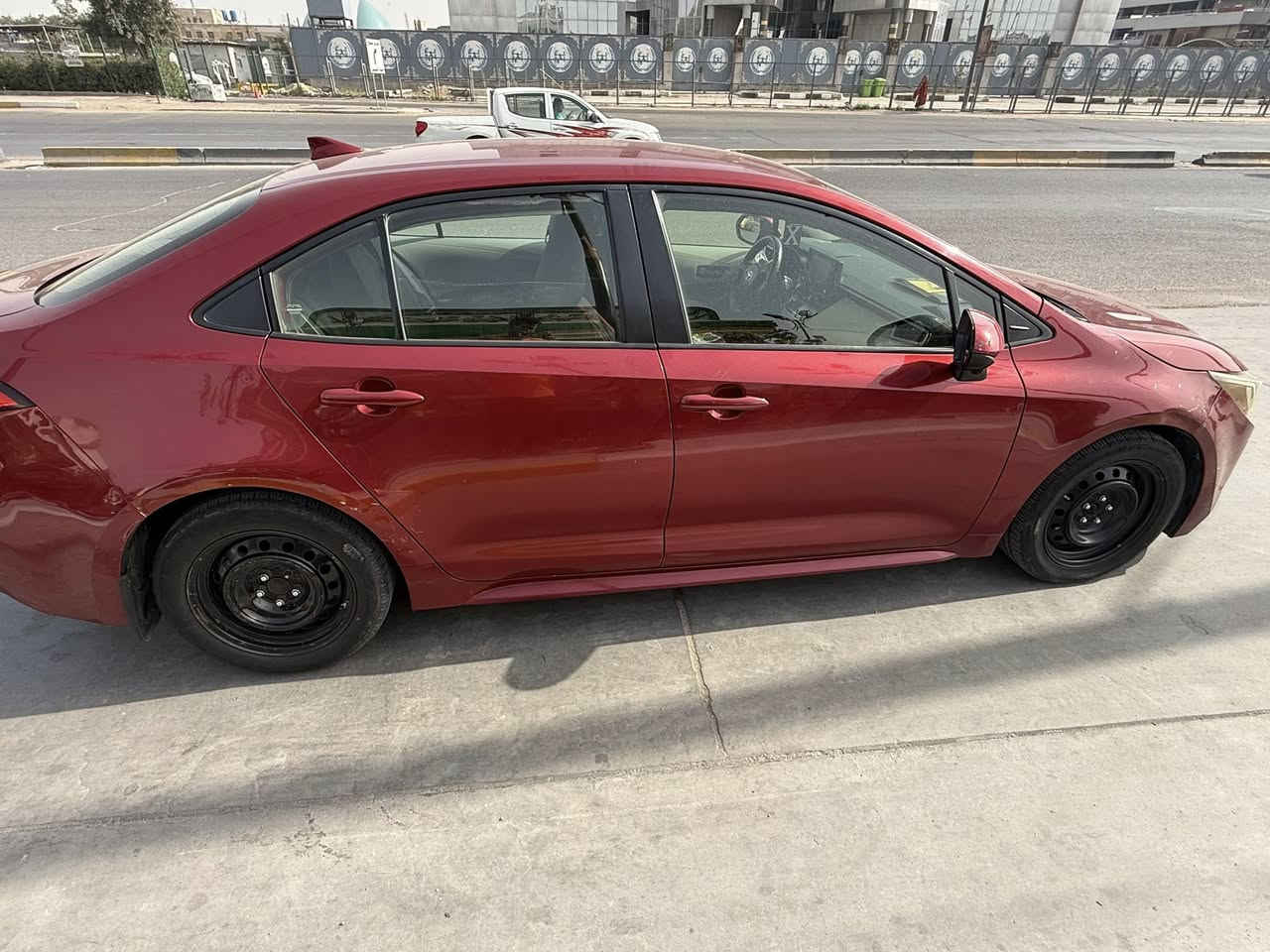 السلام عليكم كورلا م 2022 معوقين بأسمي السعر 125 بيهة مجال مكانها  بغداد م الصدر***********
