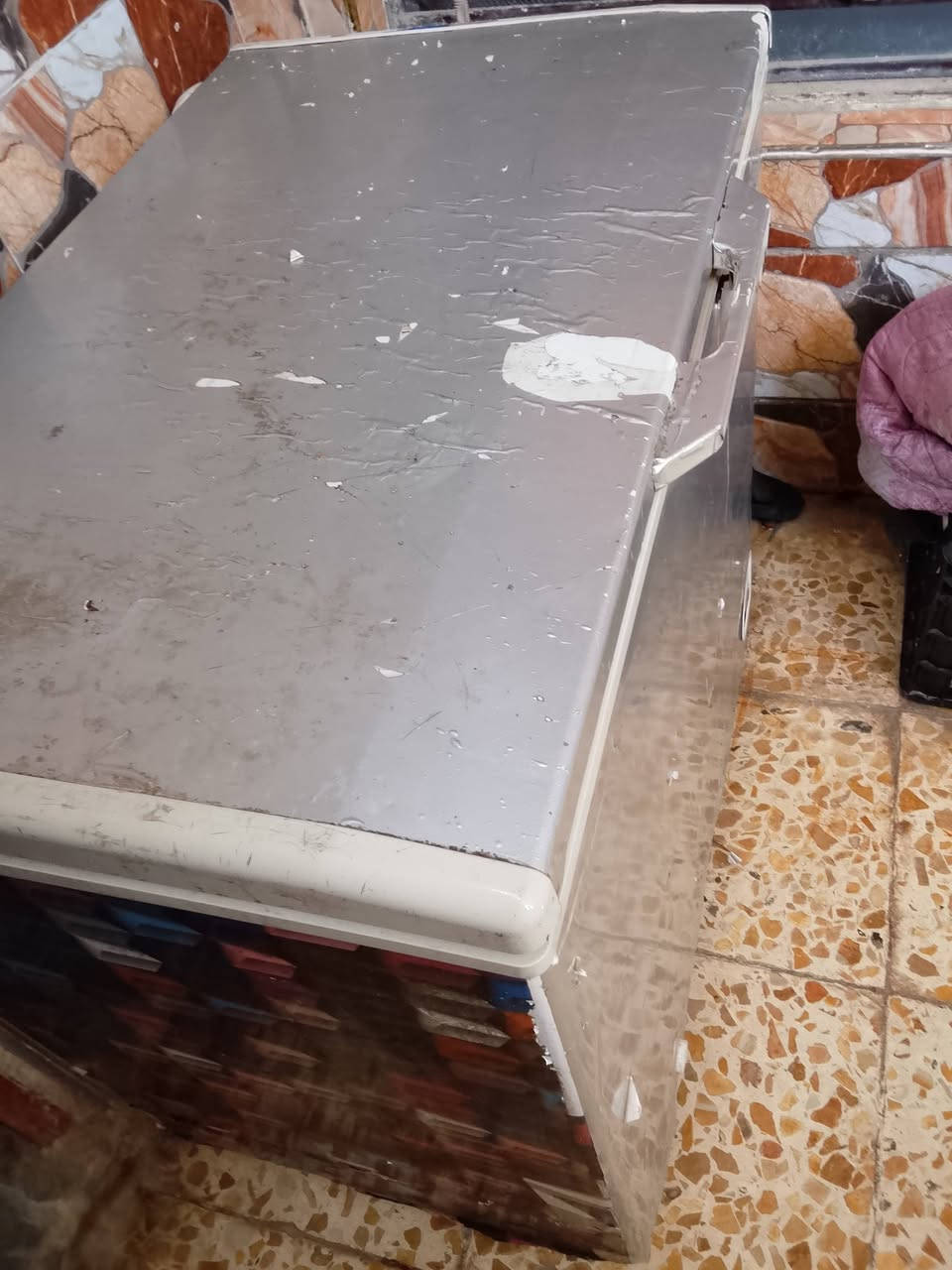 مجمده شغال للبيع في منطقه الحريه ***********
