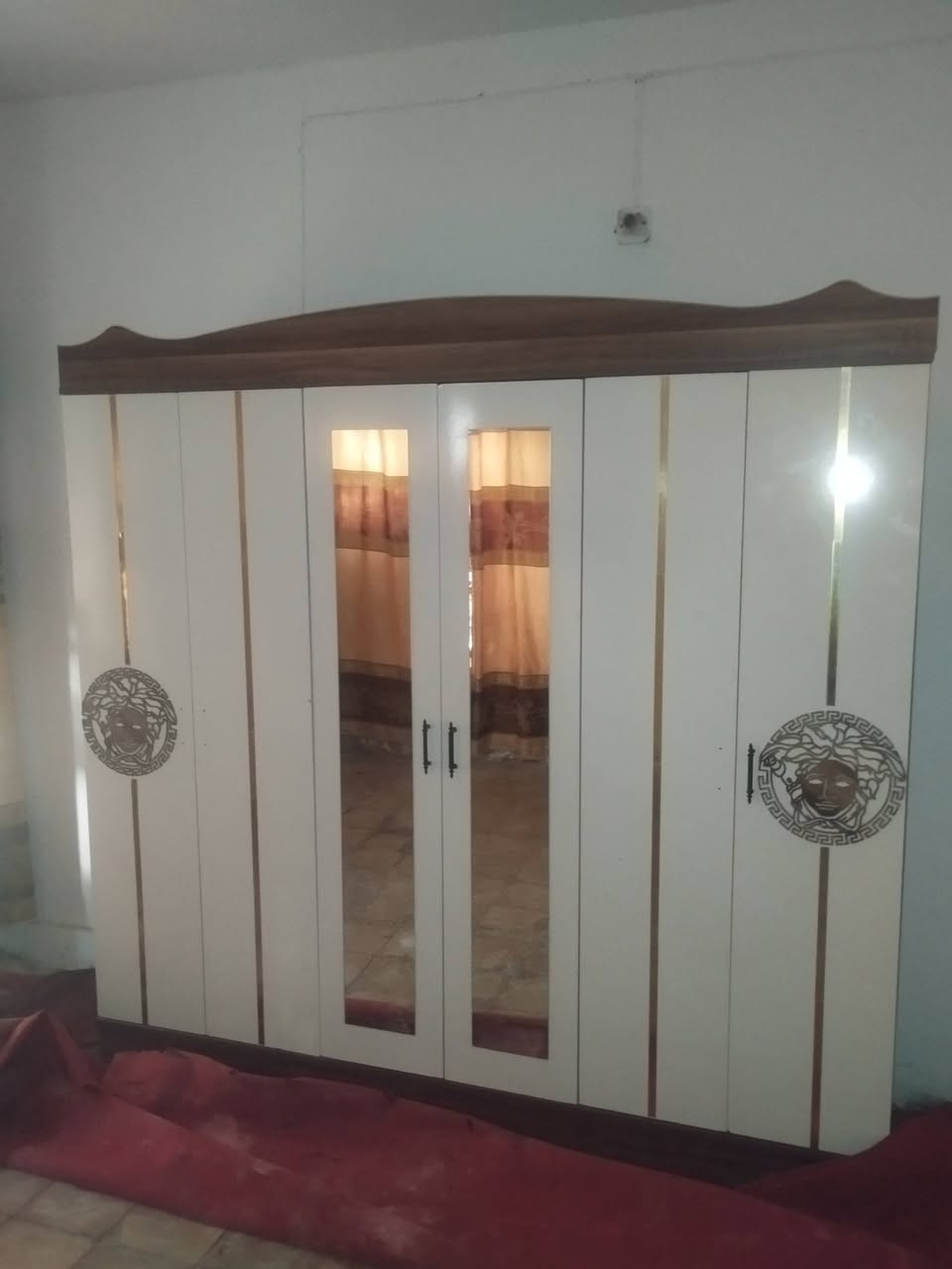 متوفر كنتور تركي 6 ابواب مع جربايه فقط نضيف جدا 
متوفر كنتور خشب عراقي 3 ابواب ملحق 
بسعار مناسبه جدا 
اهلا وسهلا بكم 
العنوان /واسط نعمانيه شارع 13 مقابل بيت الحاج خيون 
للاستفسار مراسلة الصفحه او الاتصال 
*********** واتساب فقط
***********
***********
