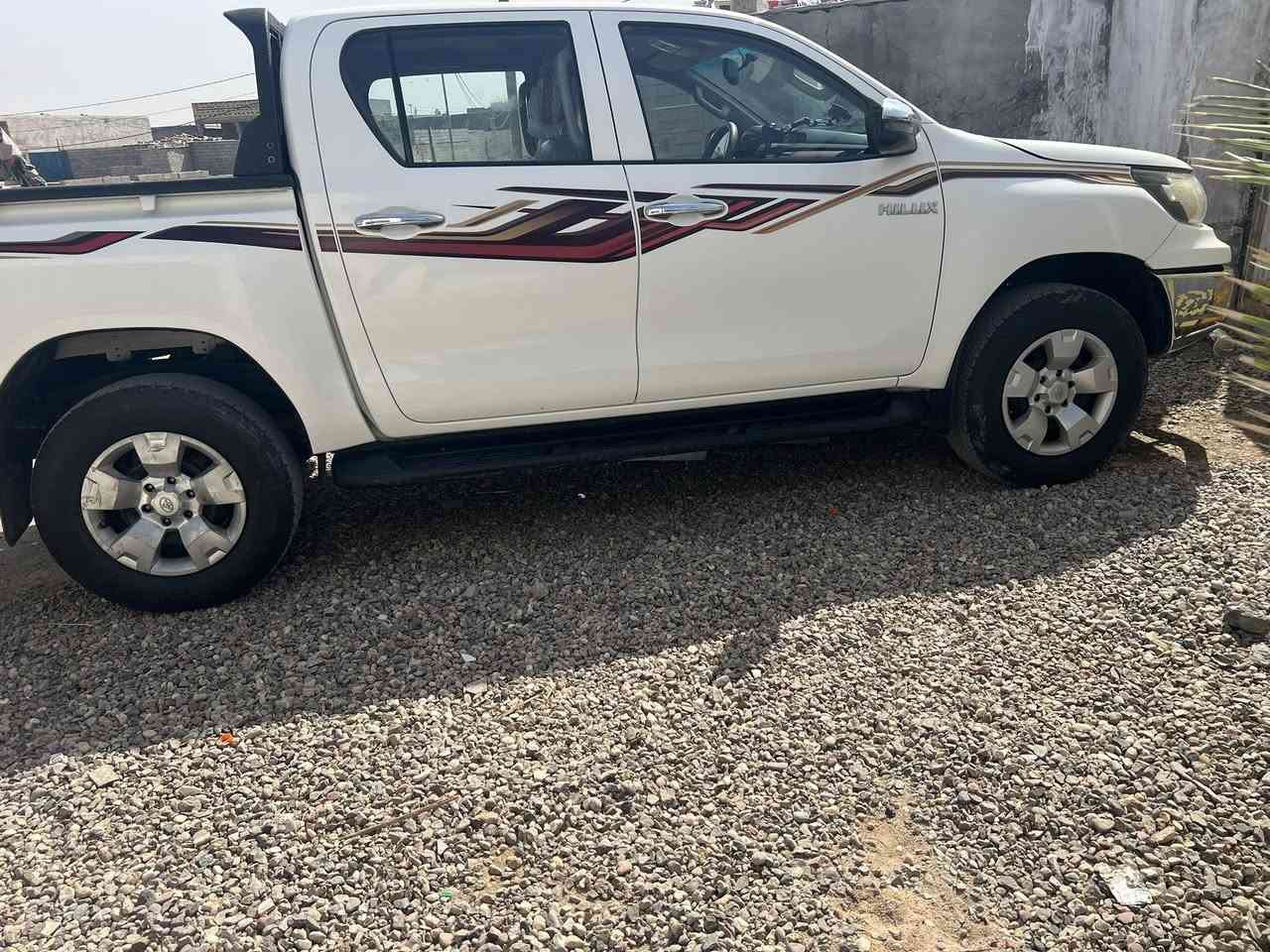 سلام عليكم فورويل مديل 20كاز  نص فول تماتيك سنوية منتهيه سعر 243وبيه مجال مكاني البصره ***********
