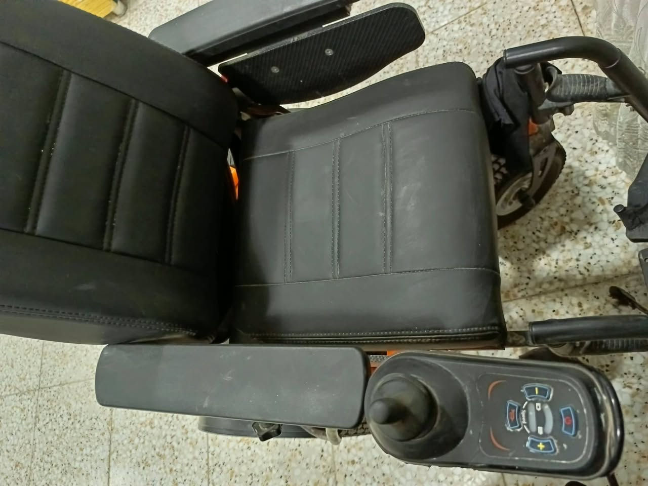 امانه علقولي باب رزقي هذا بركبتي اطفال 👇👇للبيع وكله نضيف علقواجاوبك


**إذا كنت صاحب هذا الإعلان وتريد حذفه لأي سبب، رجاءا أرسل رسالة إلى الدعم الفني**