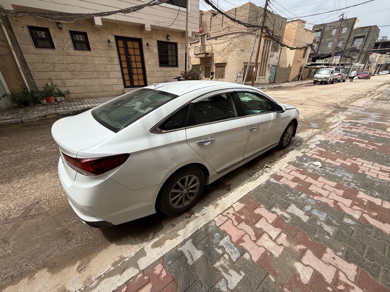 سوناتا 2019 وارد امريكي حادث خفيف بيها قطعة وحدة سنوية باسمي تحويل ثاني يوم مكاني كربلاء السعر 128 وبيها مجال 
***********