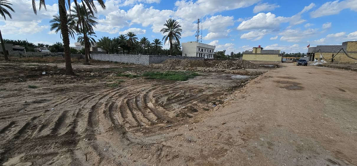 أهلا وسهلا بكم متابعينا الكرام.... الملاك للعقارات كربلاء 
🔥 قطعة بمساحة 500 متر الواجهة 20 والباقي نزال ركن بمجمع توزيع جديد كافة الخدمات متوفرة 
🔥 طابو زراعي سند 25 مكاتبة واقرار محكمة مع صاحب الأرض مباشر 
🔥 تبعد عن طريق الزوار 150 متر تصلح حسينية أو سكن 
🔥 العنوان >> كربلاء > شارع كربلاء حله >> تبعد عن سيطرة الإبراهيمية كيلوين وعن مركز المدينة باب طوريج 12 كيلو تقريبا 

🎬 يوجد فيديوا بالتعلقيات يوضح كلشي 

للأستعلام والأستفسار:

☎️ ***********          ☎️ ***********
                  محمد أبو ملاك الحسناوي
