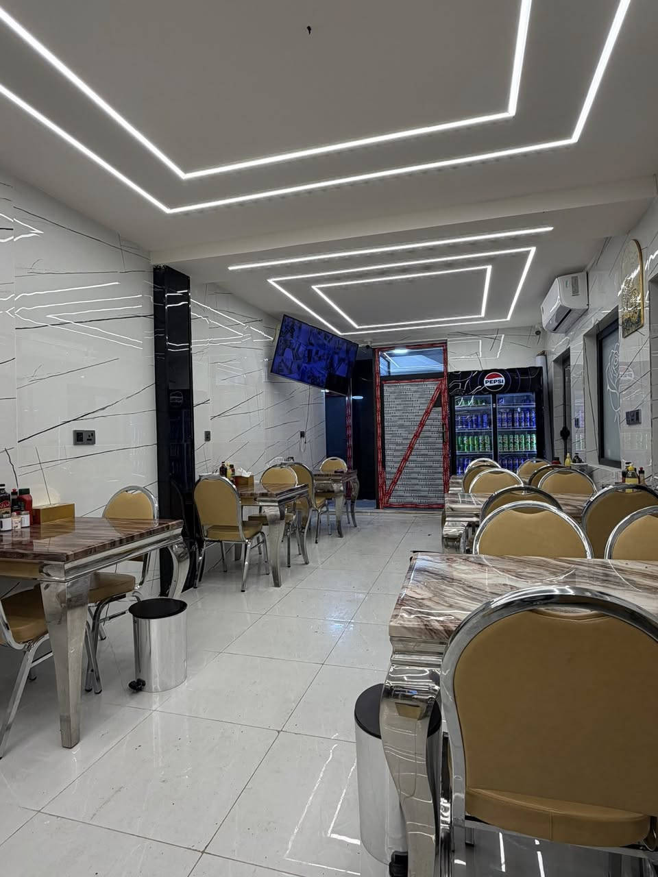 على بركه الله تعالى تم افتتاح مطعم 
محمد المحمدي 
يتوفر ….
كباب لحم كباب دجاج تكه لحم تكه دجاج معلاك دجاج تنور قوزي لحم صياني دليميه حسب الطلب 
العنوان || الفلوجه شارع الثرثار مقابل كافتريا صلاح
توجد صاله داخل المطعم 
يوجد خدمه توصيل داخل الفلوجه 

***********
***********
