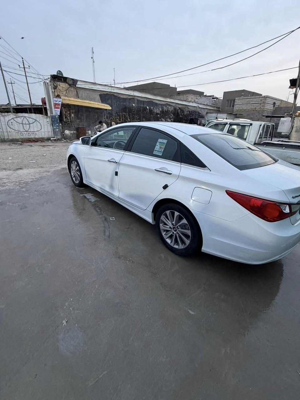 ١٣ خليجي مكفوله سياره رقم اربيل وكاليه مداور حاضر سياره بسم كردي وجهازه من كلشي مكينه ٢٤٠٠.   السعر ١٢٥.     ***********
