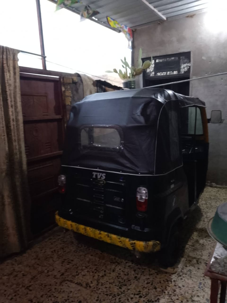 تكتك للبيع مديل 20 نضيفه مكينه جديده كهربائيات كله شغاله سعر 5500 مكان الحيانيه هذا رقمي *********** حته مراوس اراوس
