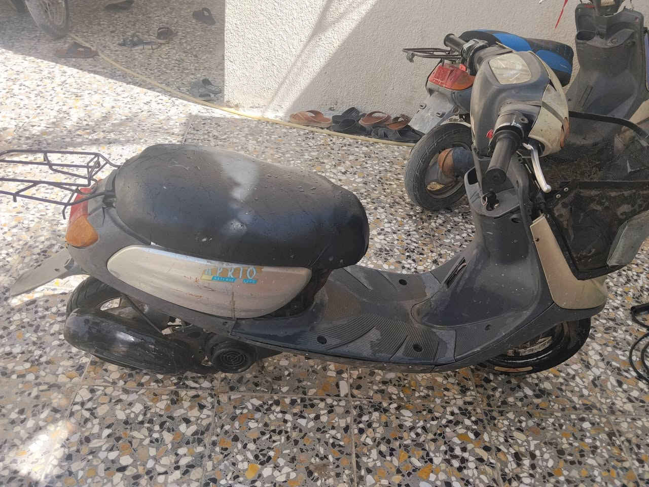 السلام عليكم
دراجه منغولي للبيع 
مكينه نضيفه 
كهربايات شغاله 
شغاله سلف هندر 
***********
