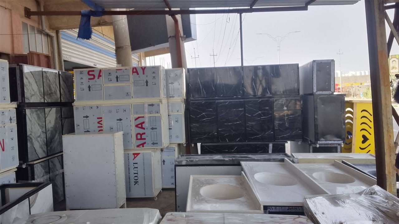 معرظ ابو علي البلداوي لبيع جميع الاثاث المنزيلي والاجهزه الكهربائيه وطباخات ثلاجات مجمدات كناتير  كاونترات بنسب الاسعار لتواصل خاص او على رقم ***********
