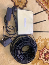 راوتر نوع TP-LINK كامل مع ملحقاته ( مستعمل ) كيبل نت طول 30 متر جديد غ...