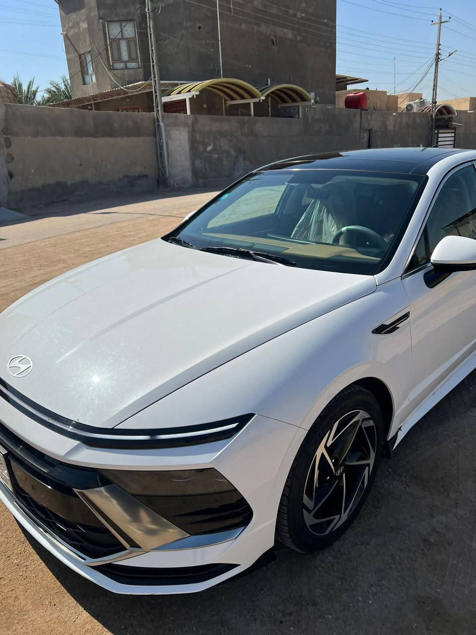 سوناتا مديل 2024 
خليجي
فول موصفات 
بنو رامه 
تشغيل عن بعد  
حساسات امامي وخلفي 
رقم بصرا حرا كفالة عامه 
بس بيها رصعة بلمدكر الكدام 
سيارا فول موصفات تحويل ثاني يوم 
السعر /230  او بيه مجال لطيبين
  مكاني البصرة ابو الخصيب 
انا مكلف بنشر فقط اتصال او واتساب
رقم الهاتف *********** البصرة, العراق
