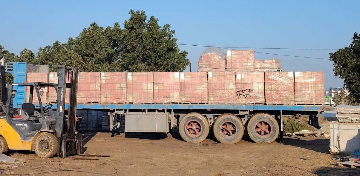 عربانه للبيع بلوم ثلث دناكير ثنين 14 واحد 16 جاهزه للعمل الشراي يتصل على الأرقام التاليه *********** ///***********
