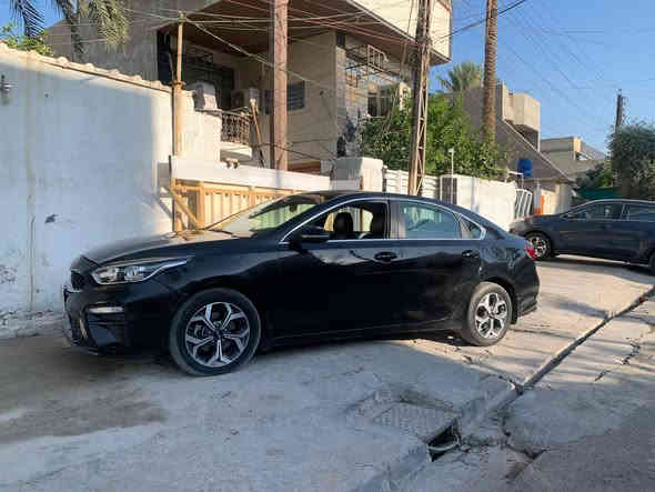 سلام عليكم
كي فورتي 2020 معلومه كير إي تي جديد
فئه EX
فول شاشه جبيره بلاديه 
كشنات تدفئه ستيرن تدفئه
رادار امامي وخلفي  
فول تحكمات ستيرن 
شاير بل مري 
قطعتين تبريت ثلج🥶
شاحن لاسلكي
شاشه اعطال 
حساسات اطارات
انضمه قياده 
مكينه2000دوش.                                  
رقم بغداد بسمي تحويل مباشر
صدر اماامي وخلفي جديد
تخم تاير جديد
حادثه جاملغ امامي  وجاملغ خلفي صبغ 
سياره خير من الله أي نقص مابيه 
مكان سياره بغداد عامريه 
سعر ١٣٥ وبيه مجال 
***********
