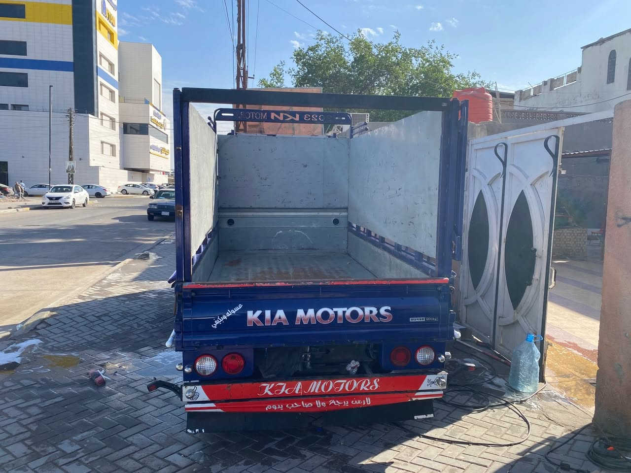 سلام عليكم بنكو فحل مسكر ادبلو كفاله عامه كيرومكينه واكسل وشاصي فول موصفات الجناي المسكر يعرف موصفاته مديل 2020 مرتبه السيارة على اخر حبايه رقم السياره بغداد مكانه بصرة سعر 175 وبيه مجال بصيط رقم راعي السياره ‭0783 668 3611‬
