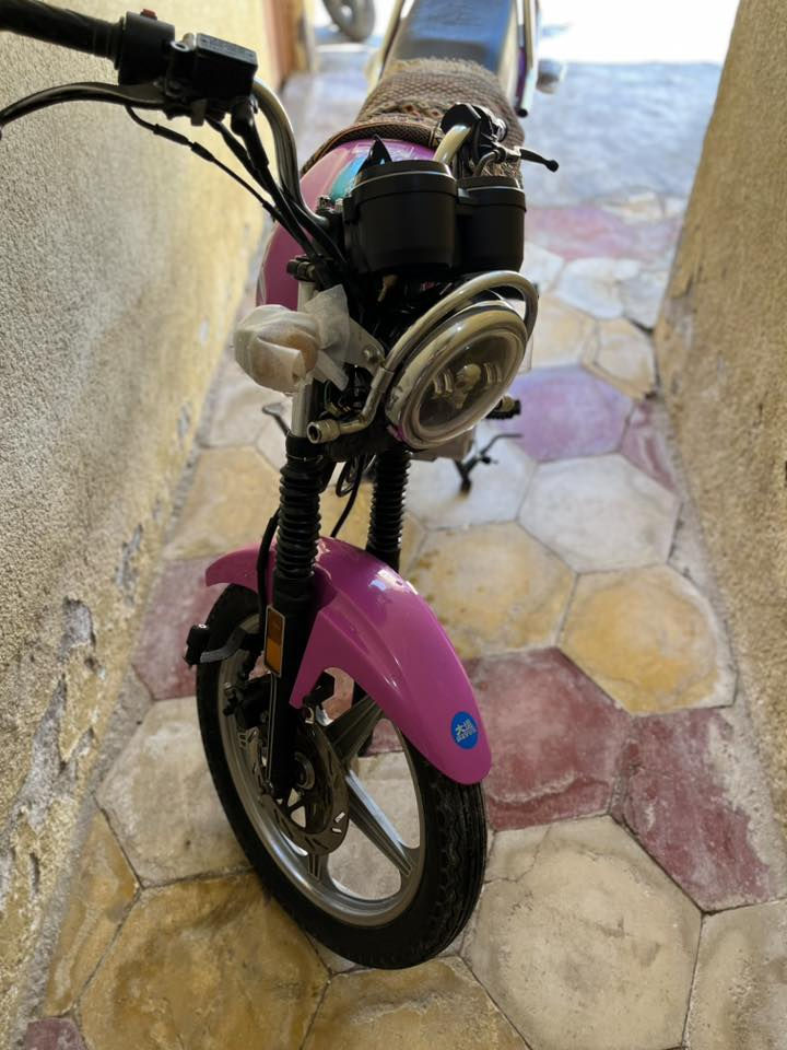 السلام عليكم ديون كلك كلك مديل 23 فول نضافه مكينه    الدراجه جانت متروكه كربلاء شارع البرون السعر 725وبيه مجال بسيط ***********
