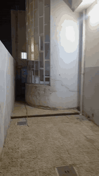 دار للايجار • حي الوحده خلف جامع الرحمن • ١٠٠م