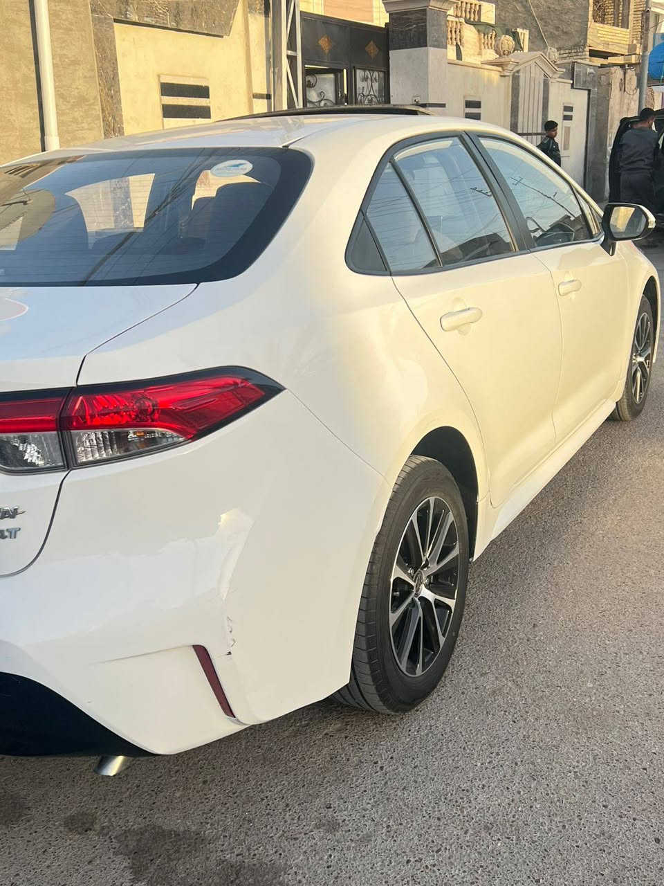 سلام عليكم 
للبيع او مراوس حسب القناعه ✅

كورلا بانزين 2024 
الشكل الأمريكي فوول مواصفات ✅

ماشيه 25 الف السياره نضيفه بمعنى الكلمه 😍 

حساس خلفيه + اماميه ✅

تحكمات قياده ✅

تبريد قطعتين ✅

محرك 1800 ± كير كفااله ✅👍🏻

السياره رقم شمالي بااسم عربي شرط البيع
تحويل مباشر ✅

هزه جديده 2027✅

هاند بريك كهربائي+ اوتو هولد ✅

لايت زنون ✅

بصمه بوب + بصمه تشغيل ✅

فتحه سلايت ✅

بصمه عدد 2 🔑🔑

السياره بيها مواصفات خير من الله ⚪

السياره مكفوله من الصبغ بيها بارد + دعاميه مبدل
بسبب الضربه راح أرفق السونار ويا الصور 👍🏻✅

السعرر 139 بيها مجال بسيط 👍🏻

مكان السياره 📍 الدوره حي اسيا 

للاستفسار الاتصال على *********** وات ساب ✅
*********** 

حياكم الله
