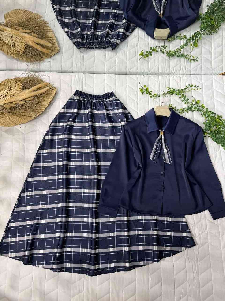 ✨🌸 ​​Cozma Rose (كوزما روز)🌸✨

قميص مع تنورة❤‍🩹

خامة ستن زارة تركي🇹🇷

✨🌸38-40-42-44-46🌸✨

   للحجز يرجى مراسلة الصفحة ⭕️

خدمة التوصيل متوفرة لجميع مناطق العراق🚚


**إذا كنت صاحب هذا الإعلان وتريد حذفه لأي سبب، رجاءا أرسل رسالة إلى الدعم الفني**