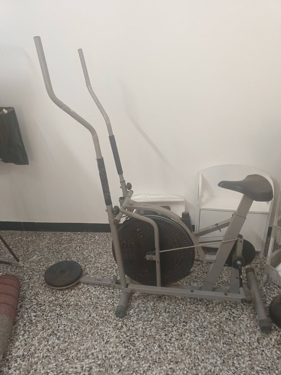 سلام عليكم رقم الهاتف ***********
