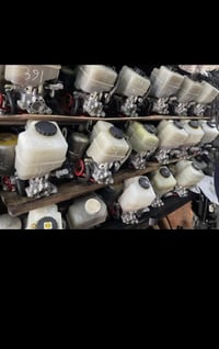 صيانه 🙅بريك لاند كروز لكزز و برادو بكل🚘 الأنواع االعنوان : بغداد /شارع...