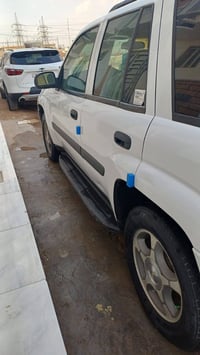 بلايزر 2005 مزاد وزاره الداخليه تترقم بابل واصله معاملتهه السياره مكفو...