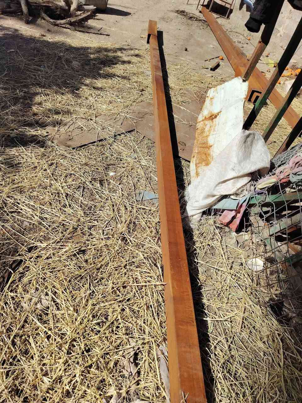 السلام عليكم بواري ابو 4 طول 6امتار مليمين ونص عدد 4مكاني بغداد تاجي مشاهده مدخل  الشارع العام ***********
