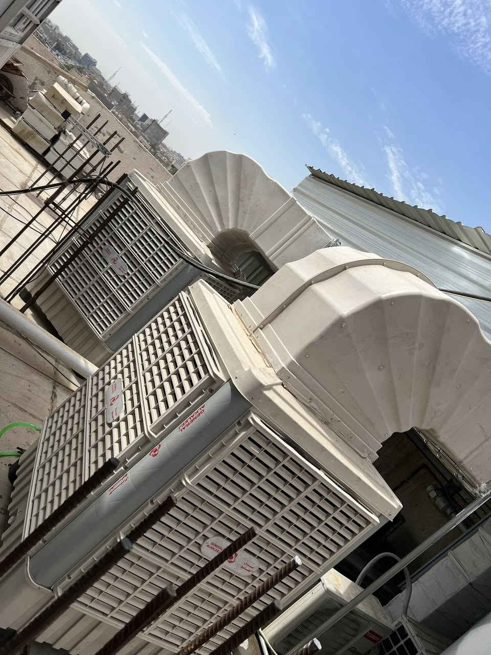 اخوان للبيع قبل يومين اشتريتهن بعدهن ممشتغلات جدد الدفع مالتهن ٣٠ متر
سعرها الوحده ٨٠٠ الف ماخذهن مليون و١٠٠ 

مكاني بغداد شارع فلسطين ***********
