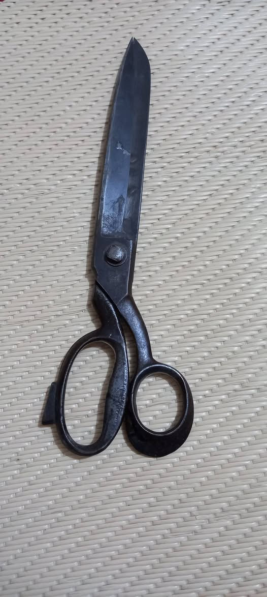 مقص سنكل حديد من الطراز القديم قيم واخذ


**إذا كنت صاحب هذا الإعلان وتريد حذفه لأي سبب، رجاءا أرسل رسالة إلى الدعم الفني**