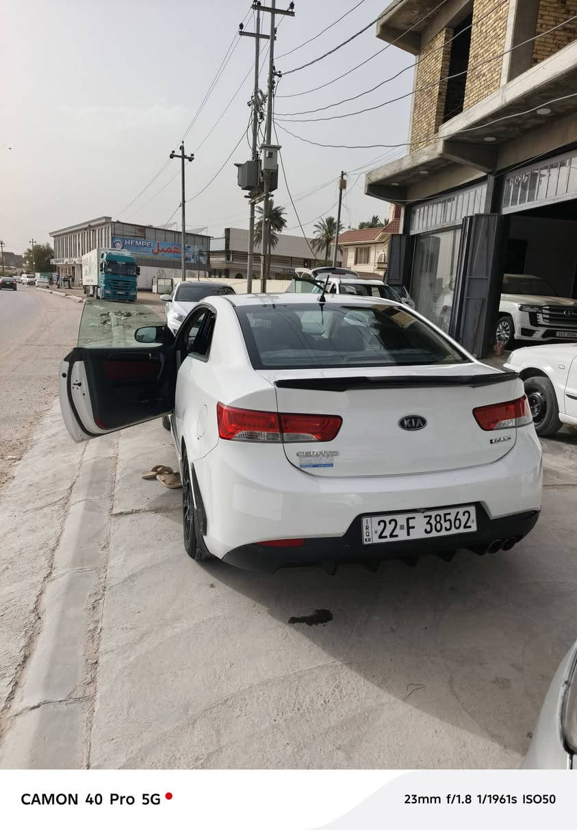 السلام عليكم ...
سيراتو كوبي ٢٠١٣  خليجي وكاله البخيت 
فول مواصفات 
فتحه بصمه كشنات جلد دواخل احمر سستم صوت 
اشاير بلمري 
مكينه ١٦٠٠
السياره رقم اربيل سنويه لل ٢٠٢٩ باسمي وكاله تحويل
مكينه وكير بشرط مامفتوحات سياره على ايدي مال جناي
السياره مكفووله بيها بارد مكانين جاملغ الامامي والجاملغ الخلفي شبر اثر دحجه 
السياره حلوه ومرتبه وجاهزه وخير من الله تخم تاير حداديه كله كامله
ماشيه ١٦٠ ألف 
السعر ٩١(وبيها مجال قليل ) 
مكان السياره الديوانيه 
***********
