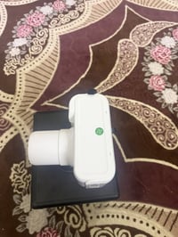 عندي من هاذ جهاز اشاعه اسنان بعده جديد ممفتوح للبيع  رقمي 07704724770م...