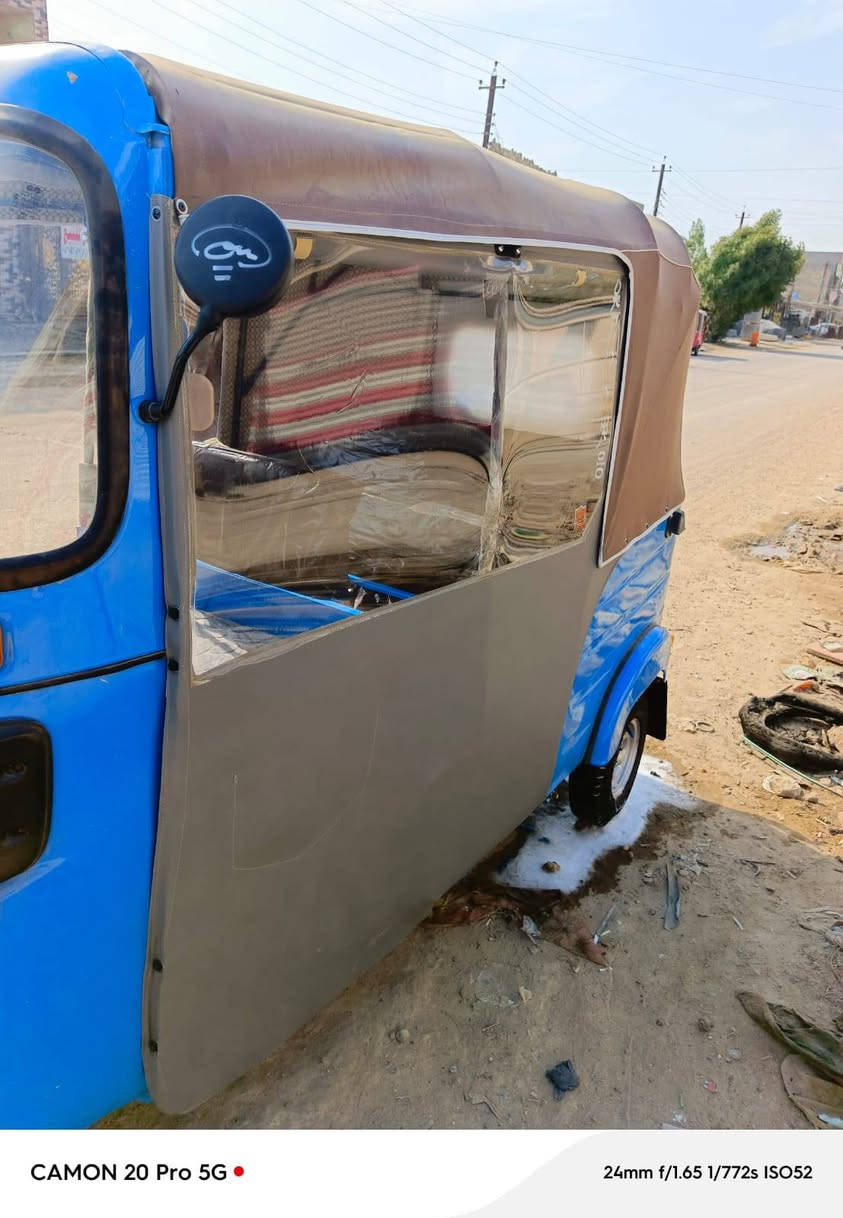 السلام عليكم من رخصت الادمن توكتوك موديل 2016للبيع لوحات انكليزي مصبوغه عام جماليه مكينه جديده تخم تاير مكاني بغداد الدوره ابرو الدشير السعر 5،500وبيه مجال حك الجيه رقم الهاتف ***********رجائن لحد يراسل خاص اتصل وبيك خير وتدلل
