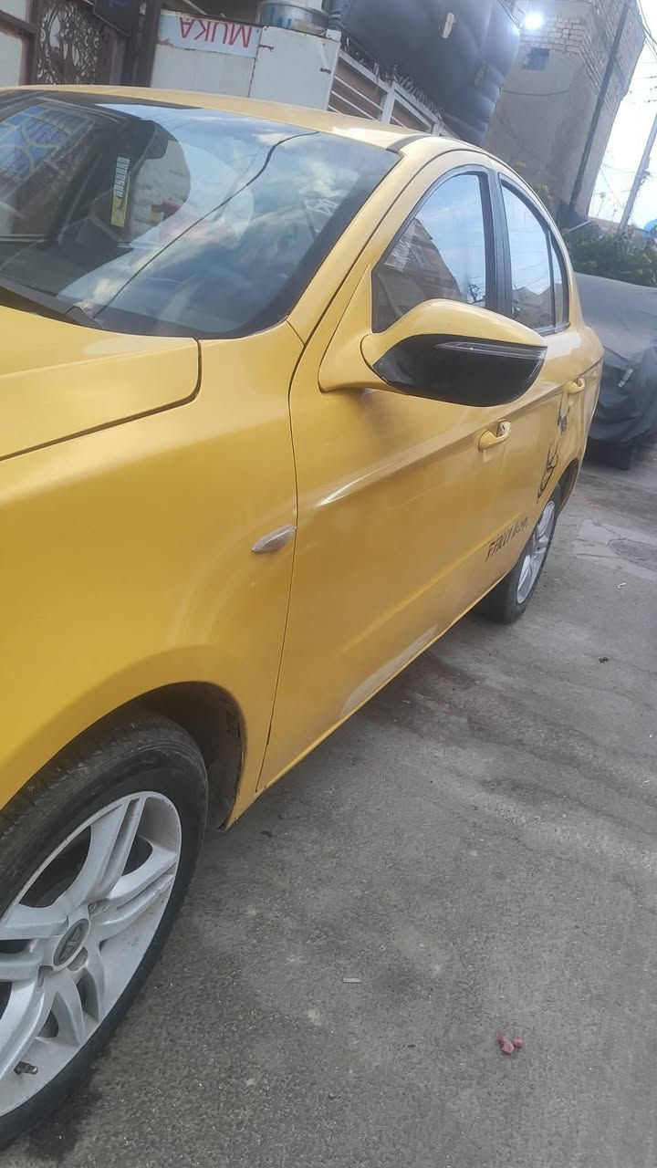 سلام عليكم للبيع او مراوس فاو اولي 2015 جاهزه السياره
كير محرك خير من لله اوتو ماتيك 
كشر مكفول من ضربه وتبديل 
غرفتهه جديده كلش 
كهربايات كلهه شغاله ضفيره جيده 
ممشتغله تكسي هواي بسمنه رقمهه انكليزي باجر  يشدونه 
 مصفره هيه وغرامه 
بكانهه بغداد الشعله سعرهه 40 
*********** 
نقصهه غاز التبريد قفط غير الغاز اني اكلفك منضومه كامله
